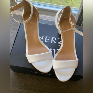 Naturalizer- Vera shoe 9wide